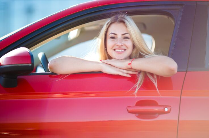 girl-in-car