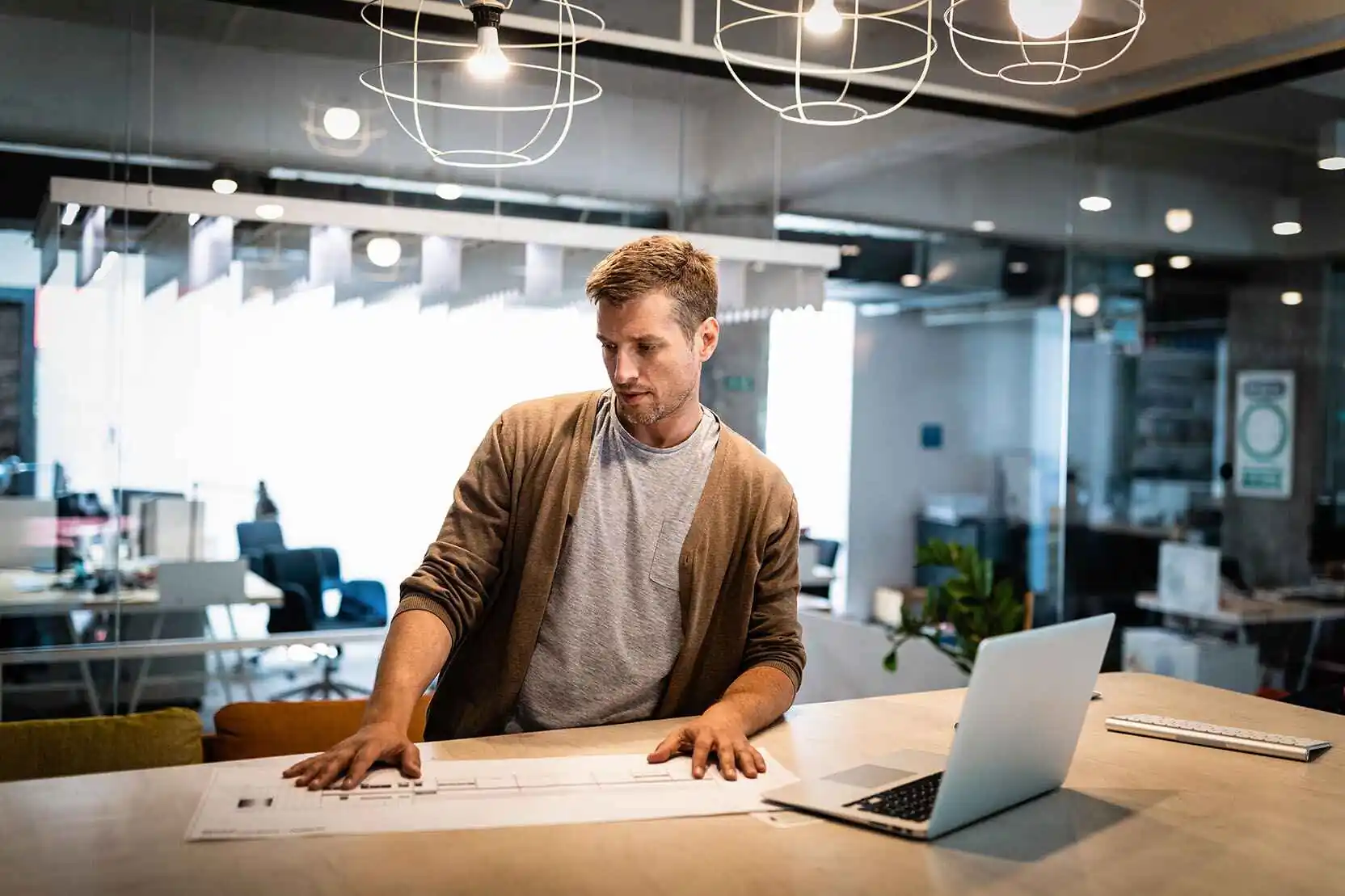 employer looking at plans